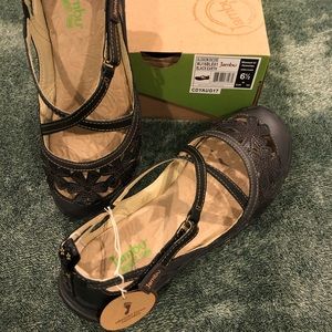 Jambu Blossom Encore Black Leather Mary Jane Sandals, Size 6.5